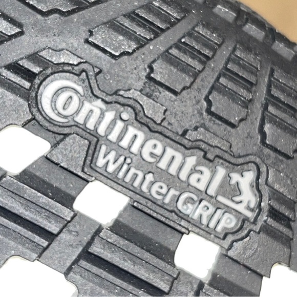 NEW Women’s Sizing - Adidas UltraBoost Cold.RDY “Black Power Berry” Shoes Q46489 - Picture 11 of 11